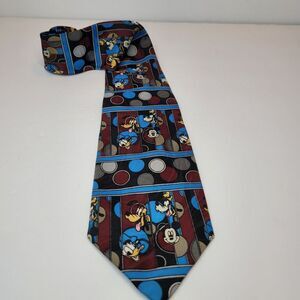 DISNEY Mickey Unlimited by Balancine Inc Men's Tie Mickey Mouse Pluto Donald EUC